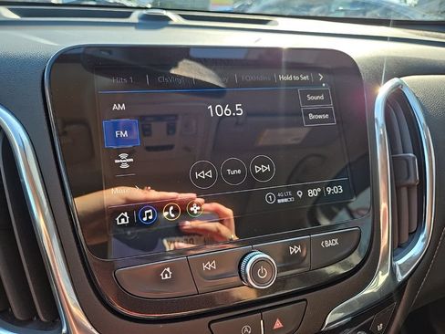 Used 2023 Chevrolet Equinox Premier AWD/4WD image 49