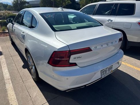 Used 2017 Volvo S90 T6 Momentum w/ Vision Package AWD/4WD image 3