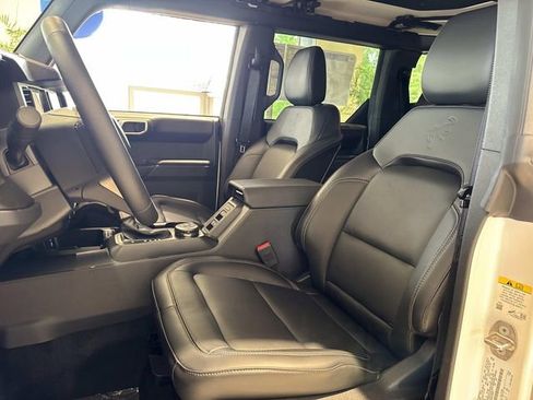 New 2025 Ford Bronco Badlands w/ Sasquatch Package image 19