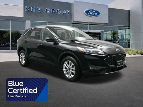 Used 2021 Ford Escape SE image 1