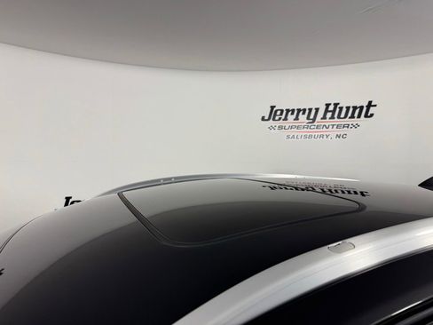 Used 2022 Honda HR-V EX image 14