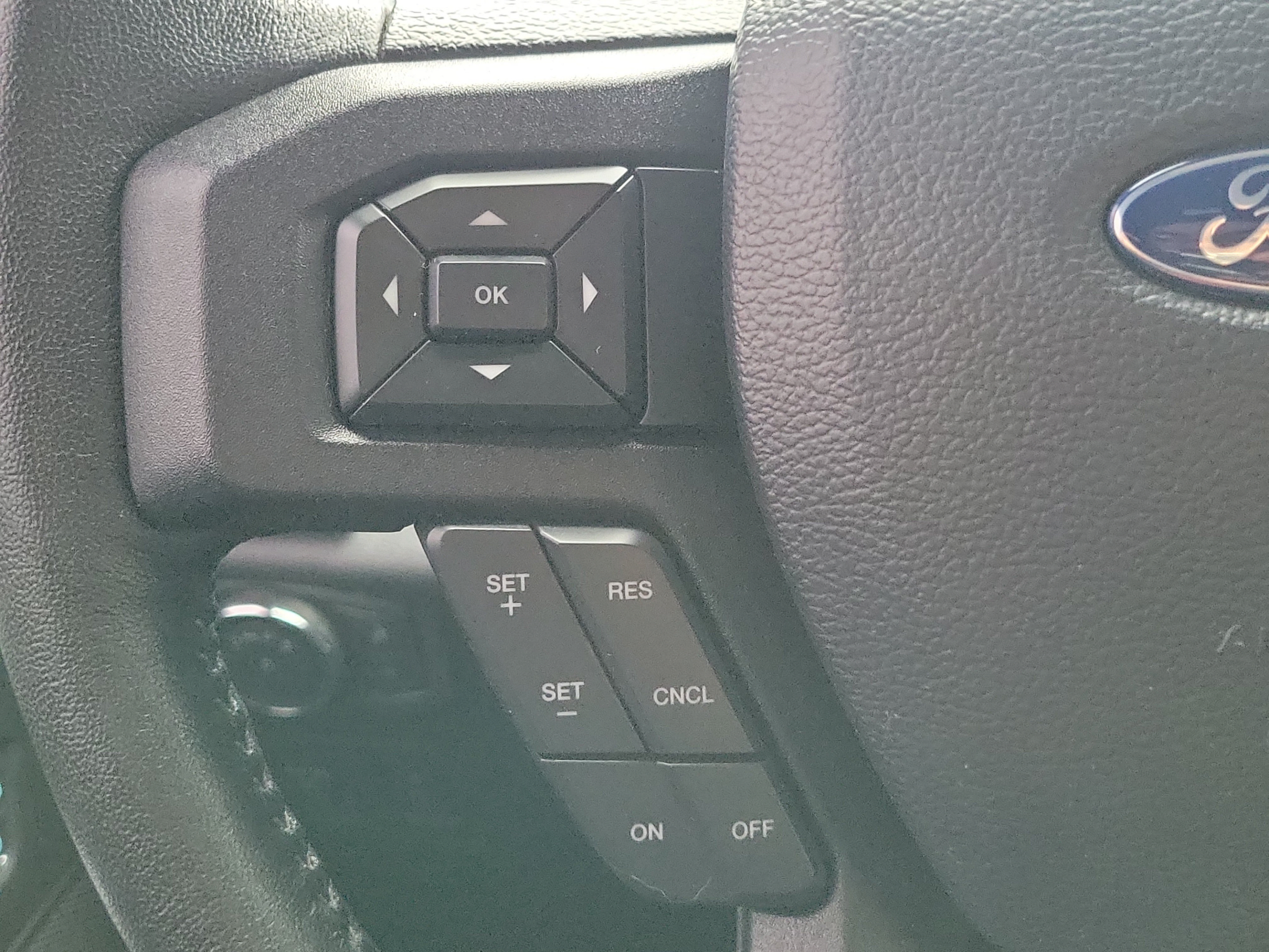 Used 2019 Ford F150 XLT w/ Equipment Group 302A Luxury AWD/4WD image 19