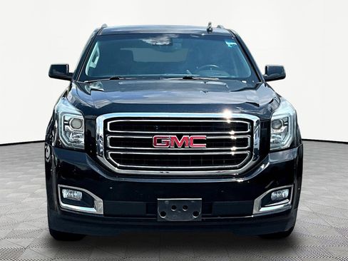 Used 2018 GMC Yukon SLT AWD/4WD image 2