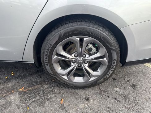 Certified 2024 Honda Accord EX-L image 12