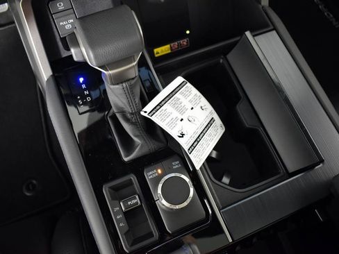 New 2026 Toyota Tundra Platinum AWD/4WD image 36