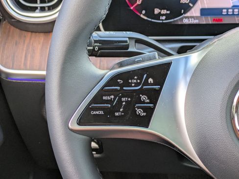 New 2025 Mercedes-Benz C 300 4MATIC Sedan image 19