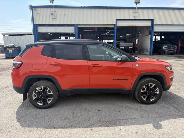 Used 2018 Jeep Compass Trailhawk w/ Navigation Group AWD/4WD image 6