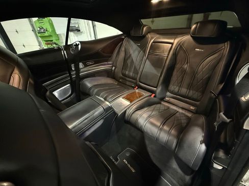 Used 2015 Mercedes-Benz S 63 AMG 4MATIC Coupe image 19