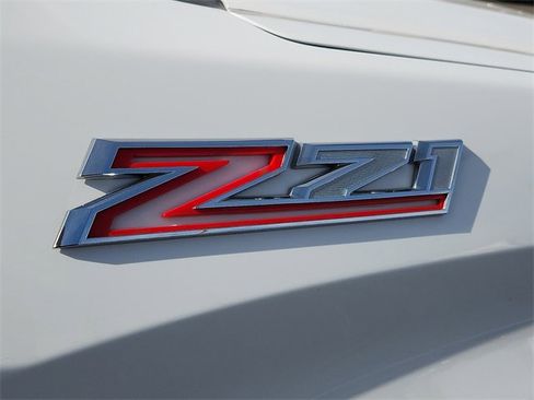 Used 2021 Chevrolet Silverado 1500 RST w/ Z71 Off-Road Package image 8