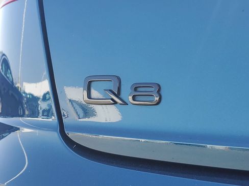 Used 2022 Audi Q8 Prestige AWD/4WD image 7