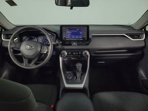 Used 2021 Toyota RAV4 XLE image 25