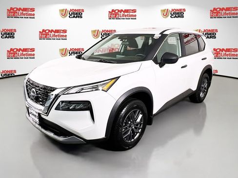 Certified 2023 Nissan Rogue S AWD/4WD image 11
