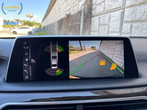 Used 2016 BMW 740i w/ Executive Package 2 image 30