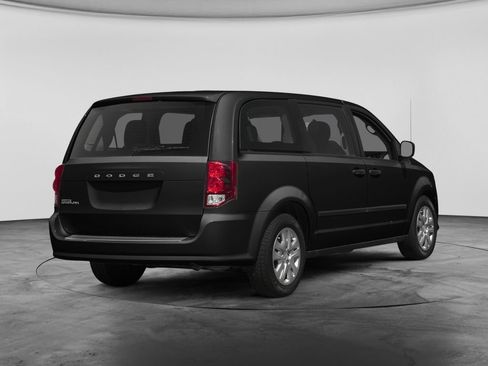 Used 2019 Dodge Grand Caravan GT w/ Safety Sphere Group FWD image 3