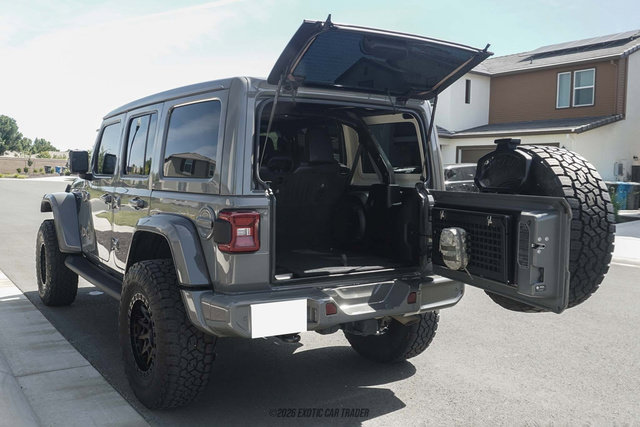 Used 2022 Jeep Wrangler Unlimited Sahara AWD/4WD image 17