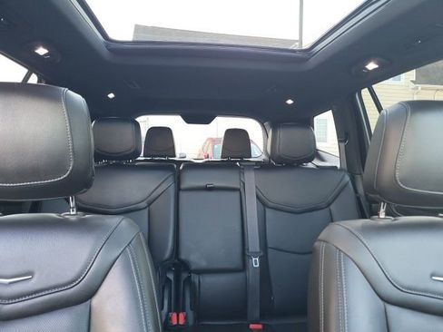 Used 2023 Cadillac XT6 Sport image 5