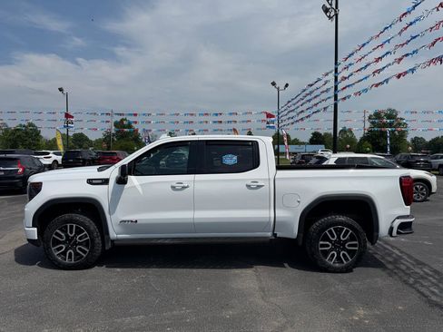 Used 2023 GMC Sierra 1500 AT4 w/ AT4 Preferred Package AWD/4WD image 10