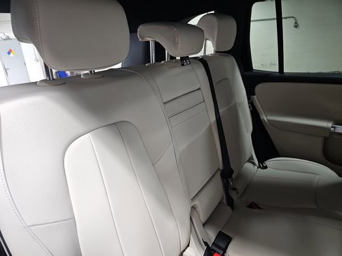 New 2026 Mercedes-Benz GLB 250 image 12