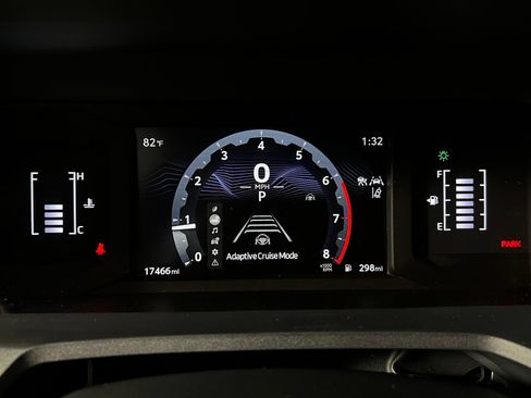 Certified 2026 Toyota 4Runner SR5 AWD/4WD image 15