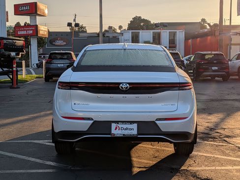 New 2026 Toyota Crown Limited image 3