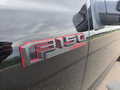 Used 2018 Ford F150 Lariat w/ Equipment Group 502A Luxury AWD/4WD image 29