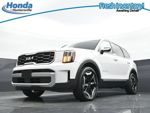 Used 2025 Kia Telluride S FWD image 29