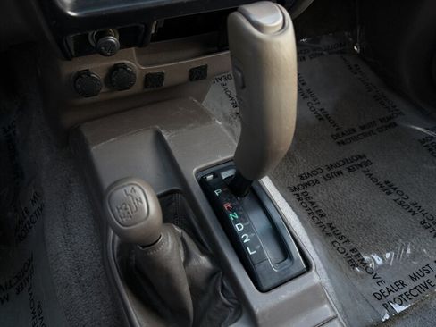 Used 1999 Toyota Tacoma 4x4 Regular Cab image 39