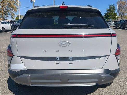 New 2026 Hyundai Kona SEL Premium AWD/4WD image 5