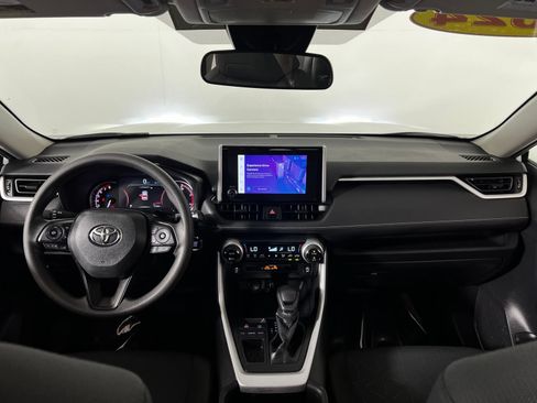 Certified 2024 Toyota RAV4 XLE FWD image 21