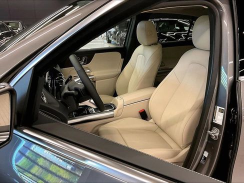 New 2026 Mercedes-Benz GLA 250 4MATIC image 9