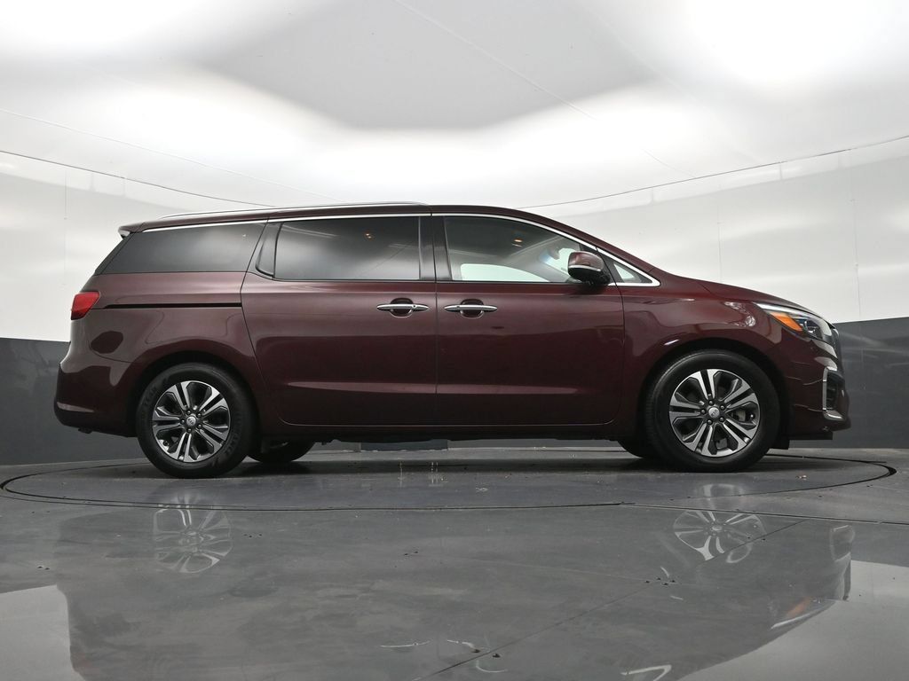 Used 2020 Kia Sedona SX FWD image 28