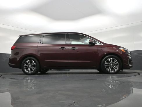 Used 2020 Kia Sedona SX FWD image 28
