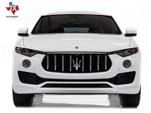Used 2023 Maserati Levante GT image 9