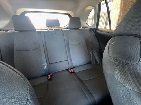 Used 2025 Toyota RAV4 XLE w/ Convenience Package image 39