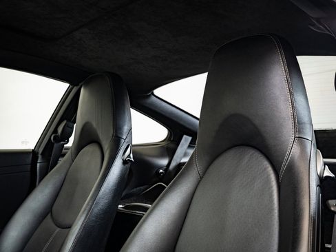 Used 2009 Porsche 911 Carrera S image 24