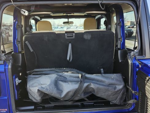 Used 2019 Jeep Wrangler Sport S image 13