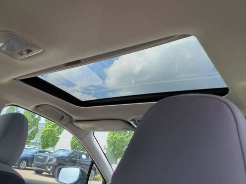 Used 2025 Subaru Legacy Premium image 21