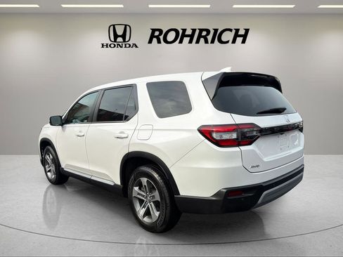 Used 2023 Honda Pilot EX-L image 8