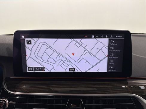 Certified 2023 BMW 530i xDrive w/ Premium Package image 33