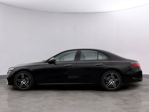 New 2026 Mercedes-Benz E 350 4MATIC Sedan image 4