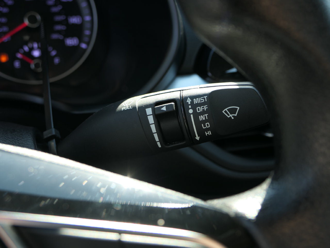Certified 2024 Kia Forte LXS w/ LXS Technology Package FWD image 18