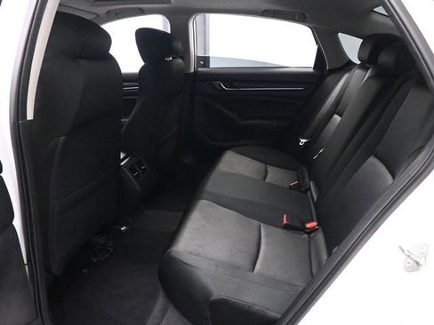 Used 2018 Honda Accord EX image 14