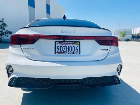 Used 2023 Kia Forte GT-Line w/ GT-Line Premium Package image 9