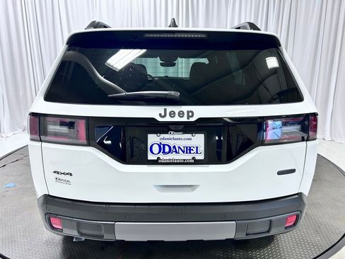 New 2026 Jeep Cherokee Overland AWD/4WD image 28
