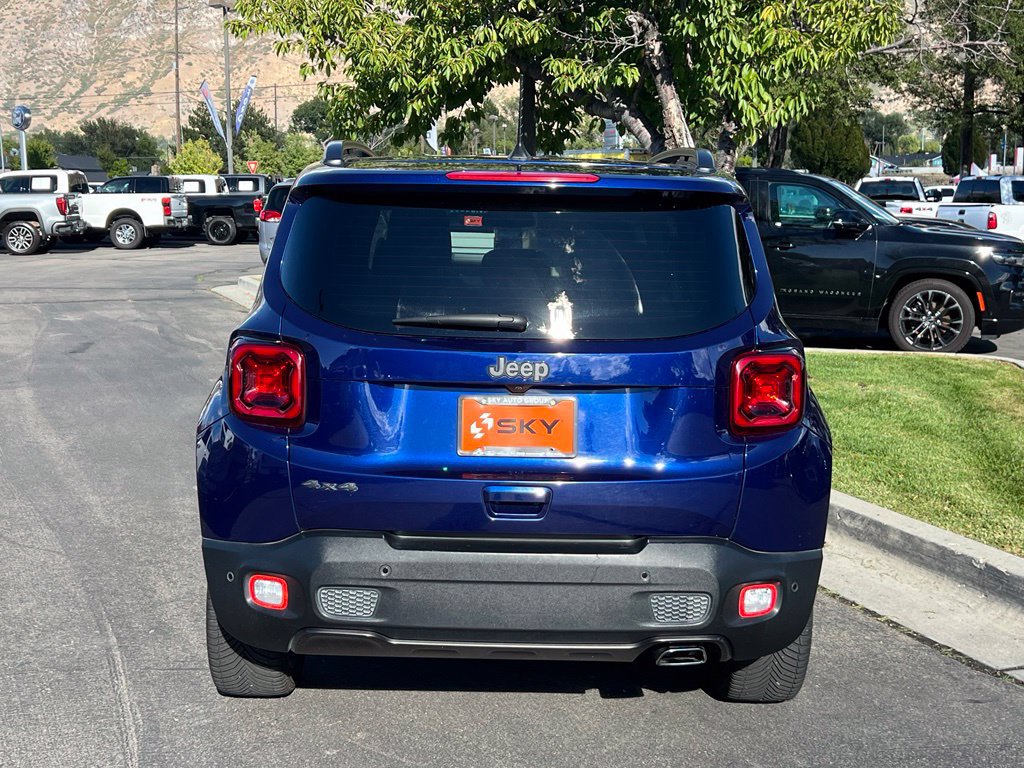 Used 2021 Jeep Renegade Latitude w/ Luxury Group II AWD/4WD image 10