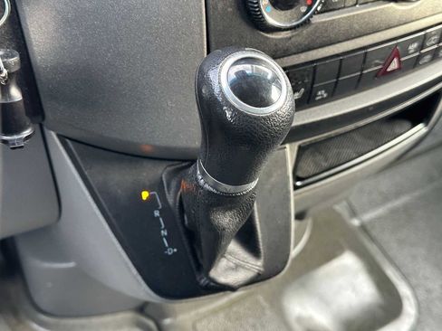 Used 2016 Freightliner Sprinter 2500 image 38