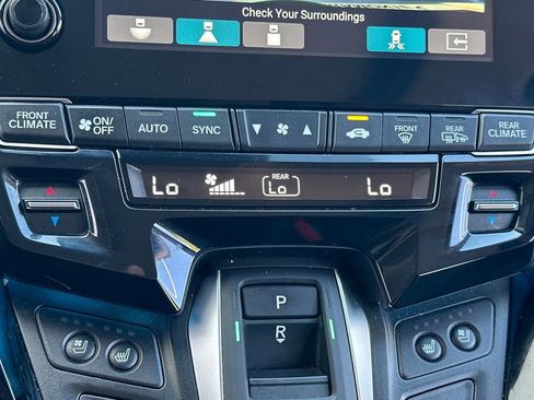 Certified 2024 Honda Odyssey Elite image 18