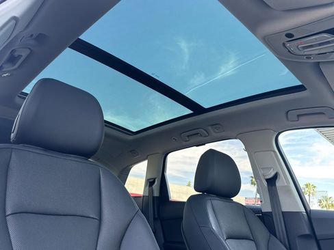 Used 2023 Audi Q7 3.0T Prestige image 17