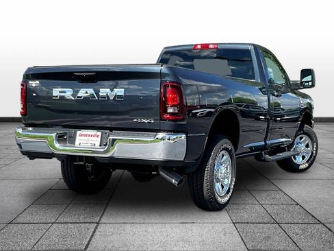 Used 2026 RAM 2500 Tradesman w/ Chrome Appearance Group AWD/4WD image 7