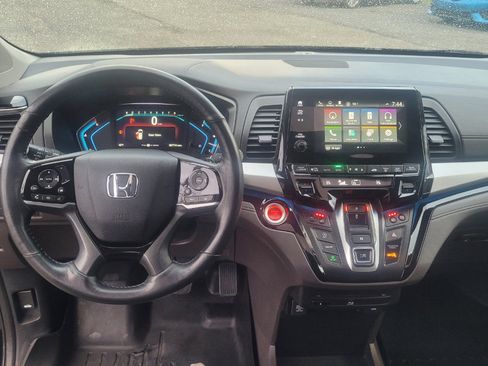 Used 2019 Honda Odyssey Elite image 17